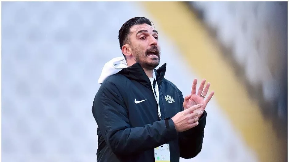 Η αγκαλιά... του Ηλία