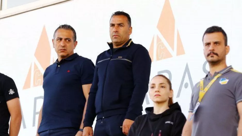 Ικανοποιημένος/Σωφρόνης