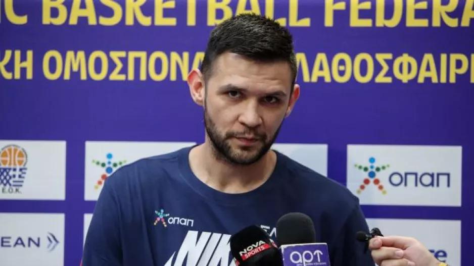 «Ενθουσιασμένος για τη συνεργασία με Ιτούδη, όλα τα παιδιά δίνουν το σώμα τους για την Εθνική»