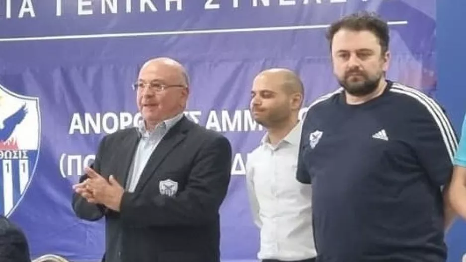 Τον αποθέωσε...