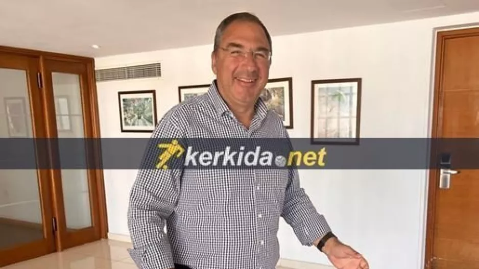 Πήγε... χαμογελαστός
