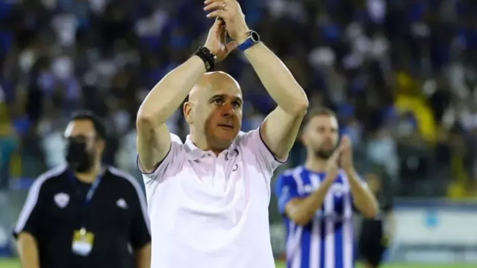 Παλαίμαχοι ΑΝΟ για Τιμούρ: "Ανέβασες ξανά το επίπεδο, μας έκανες ξανά χαρούμενους και περήφανους"