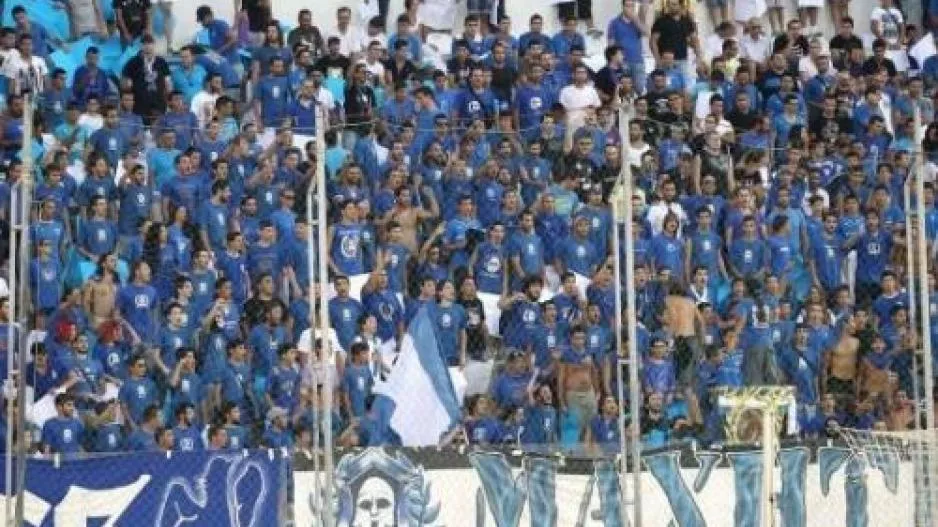 Μαζεύουν ρούχα οι Μαχητές/"Για στήριξη του αδερφού μας"