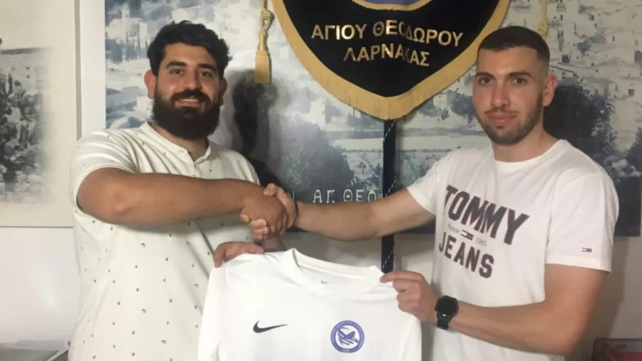 Μεταγραφή στην Θύελλα