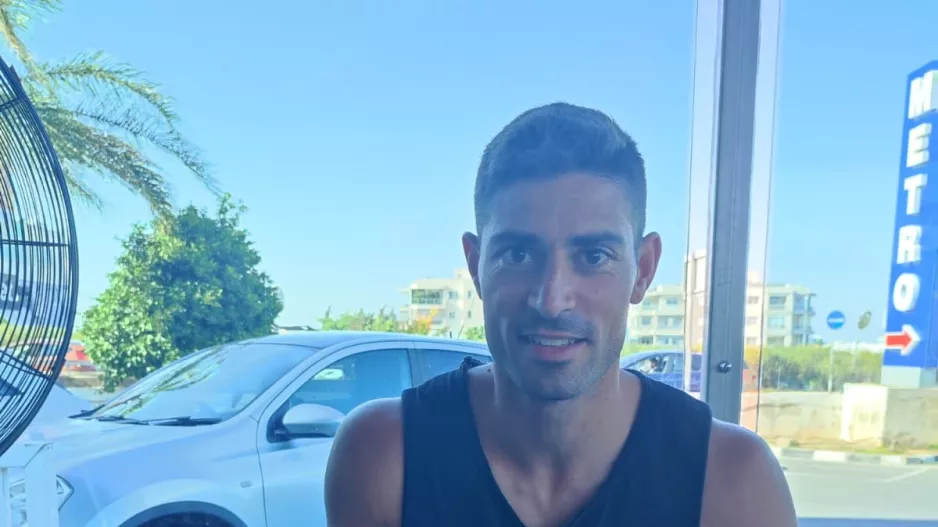 Έκλεισε Κωνσταντίνου 