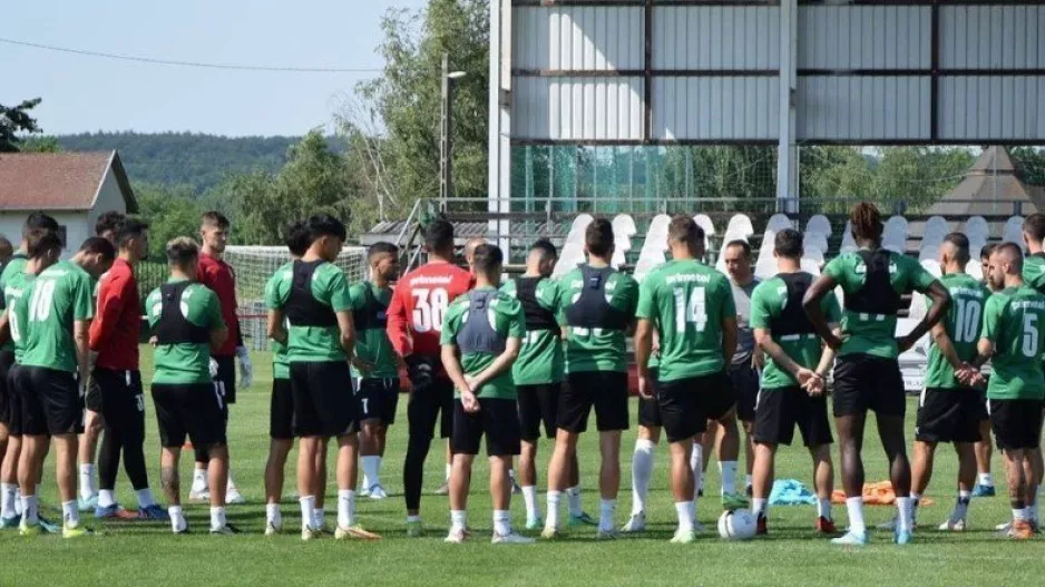 Πρώτη γεύση από την... ΑΕΚ του Όλτρα