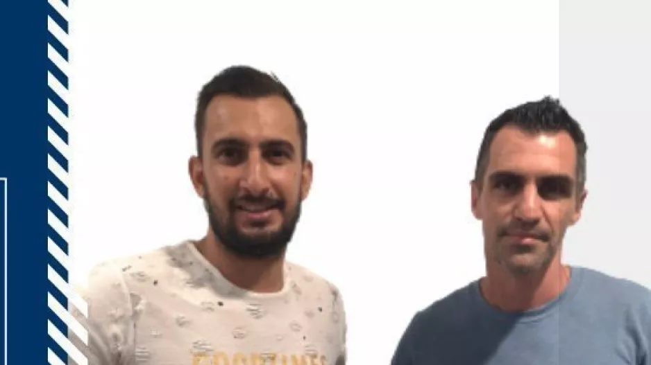 Έδωσαν τα χέρια με Θεοδώρου