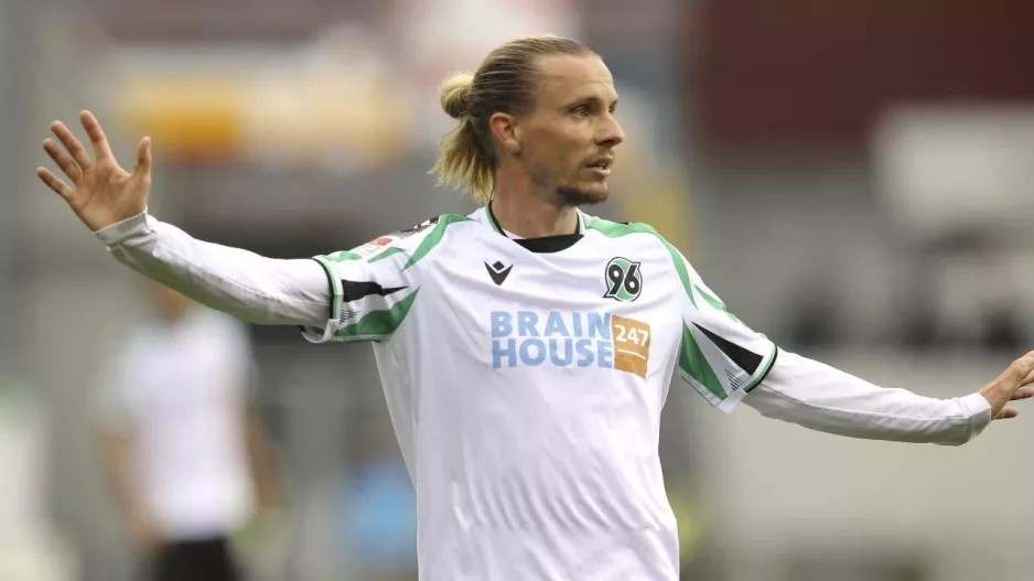 Niklas Hult / Hannover 96