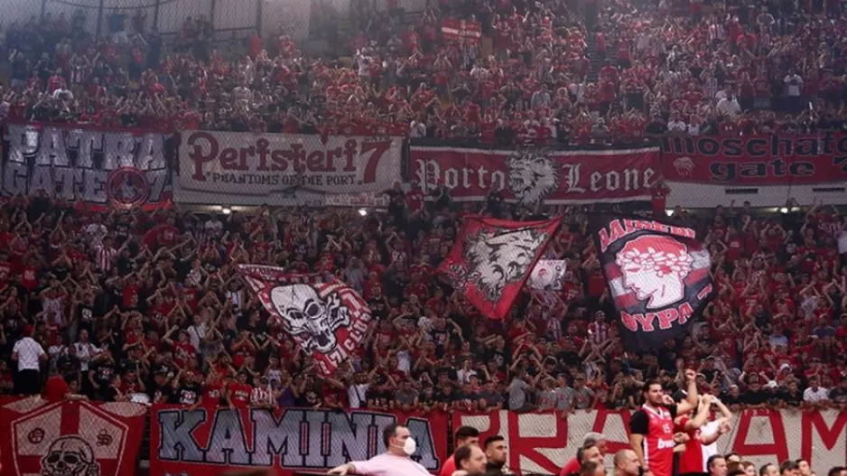 Η παρακάμερα από το 1-0 του Ολυμπιακού: Πάρτι στο ΣΕΦ και στα αποδυτήρια