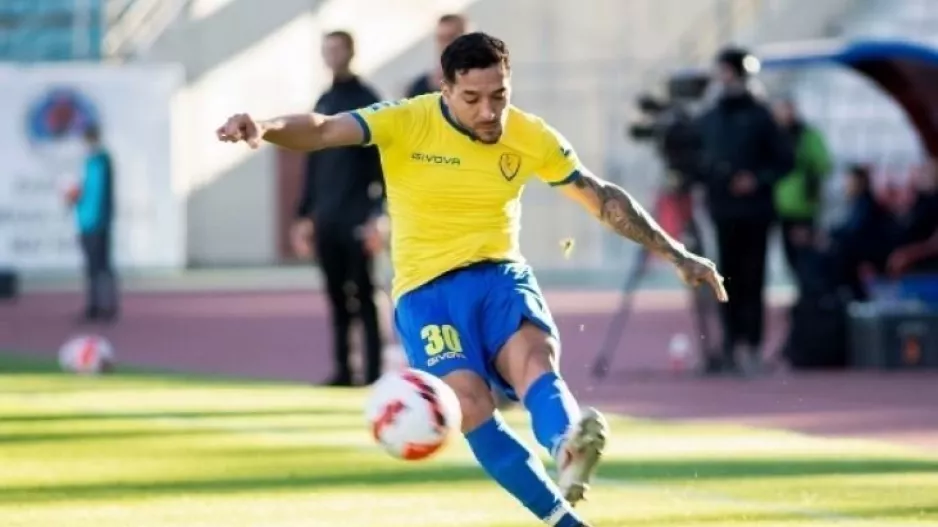 Javier Mendoza (ΒΙΝΤΕΟ)