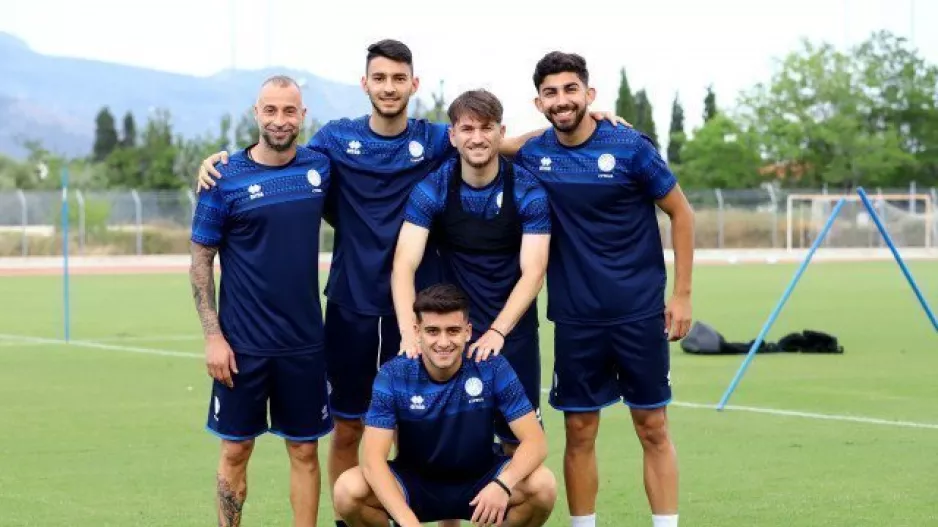Πεντάδα... Ομόνοια