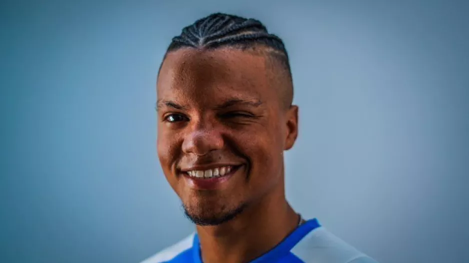 Carlos/Απόλλων