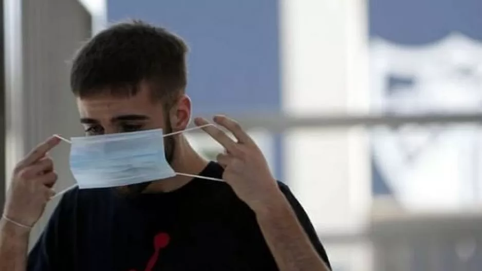 Άφιξη στην Κύπρο, ιατρικά και υπογραφές! 