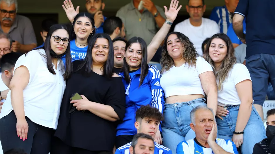 Αγωνία / Νέος κόουτς