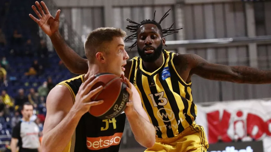 Basket League: "Κόπηκαν" σε πρώτο βαθμό ΑΕΚ, Άρης, Λάρισα και Απόλλωνας