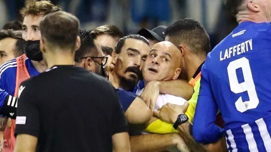 Ευχή Λάζαρου στον "mister" Τιμούρ/φώτο