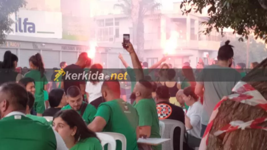 Συνθήματα και πυρσοί για την Ομόνοια (βίντεο)