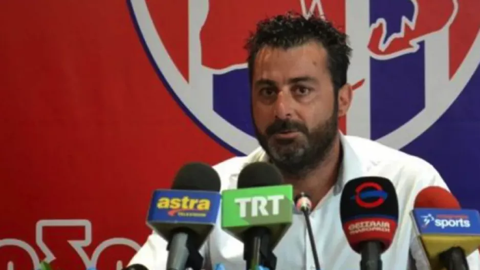 AEK: Εντάσσεται στο τμήμα σκάουτινγκ ο Άκης Πέτρου