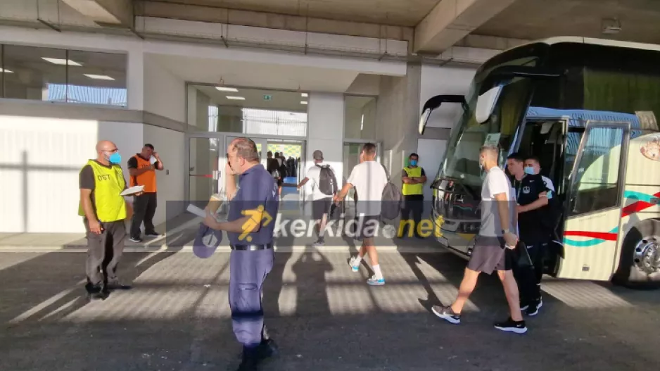 "Πάτησε" ΑΡΕΝΑ η Νέφτσι (φώτος/βίντεο)