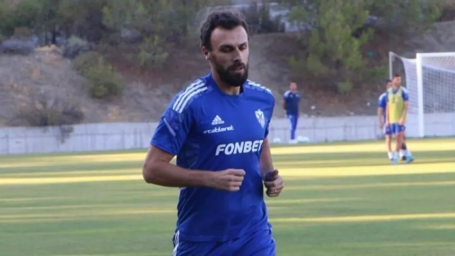 Ξεκίνησε δουλειά ο Baixinho