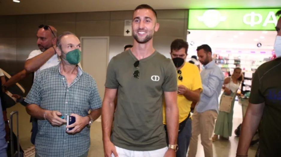 Σπόραρ: «Είμαι έτοιμος για Σλάβια Πράγας, έχω καλή σχέση μαζί της»