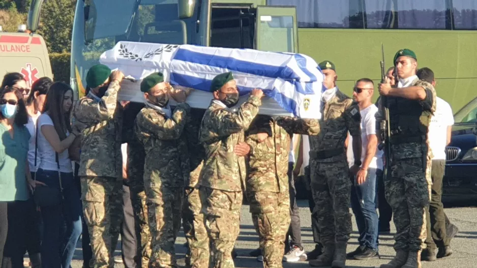 Κηδεύτηκε ο άτυχος Παναγιώτης- Με τιμές ήρωα (φώτος)