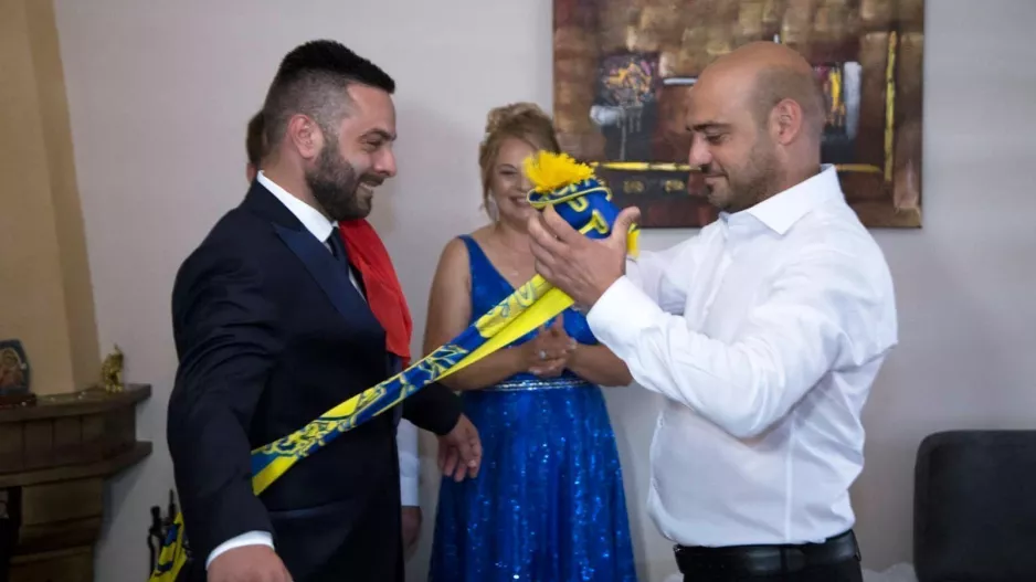 Ένας γάμος… ΑΕΛ!