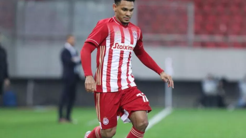 Σε ανοιχτή γραμμή με την Παρί FC για τον Λαλά