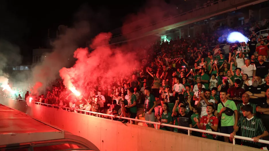 Τρελαμένοι Ομονοιάτες - Πάνω από 5000! 