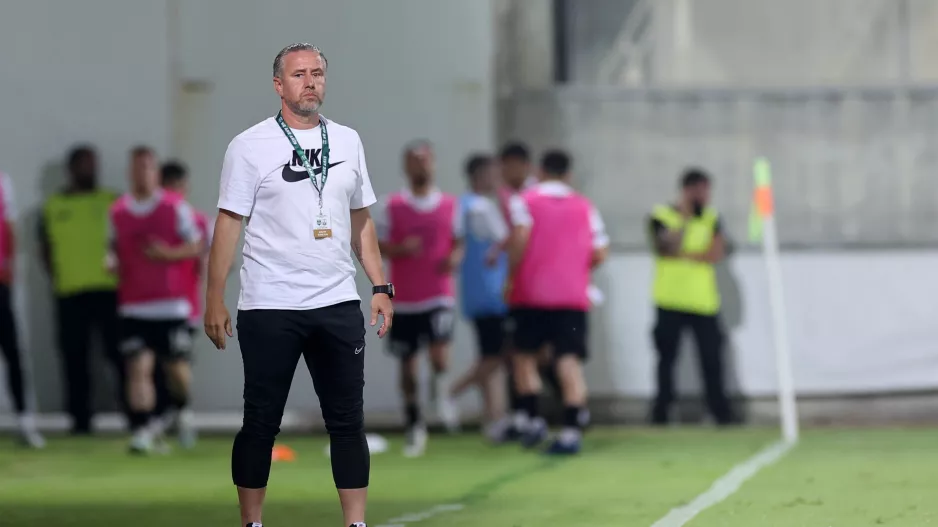 Reghecampf: "Δεν μπήκαμε στο 2ο ημίχρονο, να κερδίσουμε 3-0"