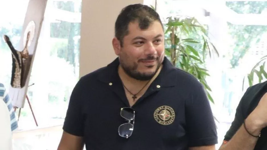 Τοποθέτηση για Ουάρντα: "Η Ανόρθωση δεν μπορεί να κάνει διαπραγμάτευση μέσω των social media"