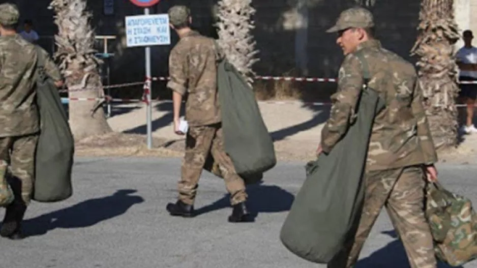 Νεοσύλλεκτοι: Τρεις μέρες μετά την κατάταξη θα βγουν έξοδο!