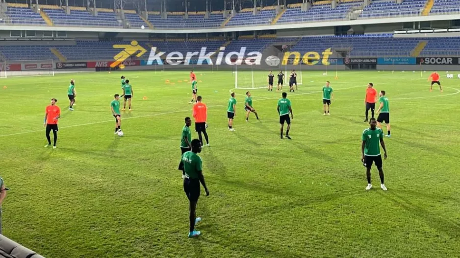 Προπόνηση... στην "Bakcell Arena" (Φώτος/Βίντεο)