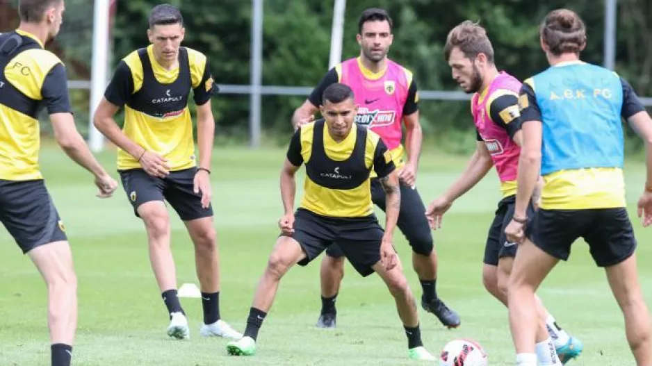 AEK: Πρώτο φιλικό στις 17:00 με την Γκενκ
