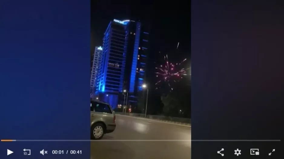 Sportal.bg: Πυροτεχνήματα στις 04:00 στο ξενοδοχείο του ΑΠΟΕΛ! 
