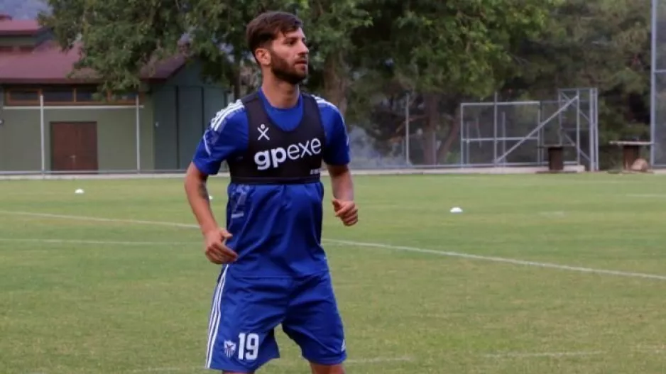 "Χαμόγελα" Χοφ για το deal με Haroyan!