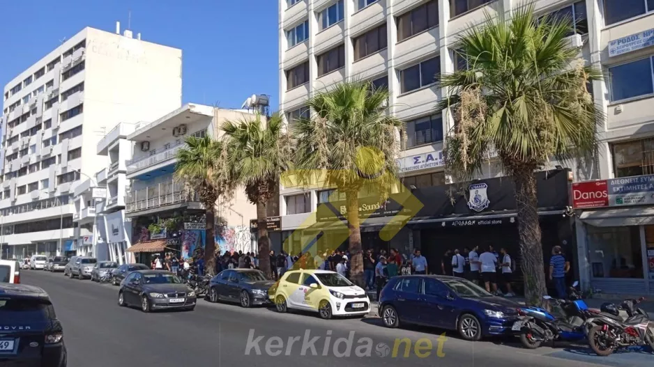 Ξεπέρασε τις 2,000 κάρτες από την πρώτη μέρα! (Ευχαριστίες Απόλλωνα)