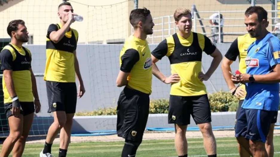ΑΕΚ: Ατομικό ξανά ο Γαλανόπουλος - Σε γκρουπ η προπόνηση