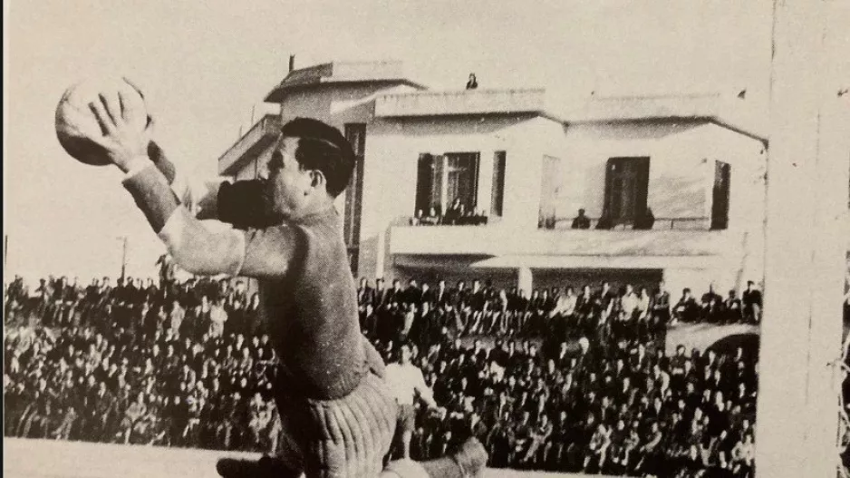 Aπεβίωσε ο Κόκος Αλωνεύτης