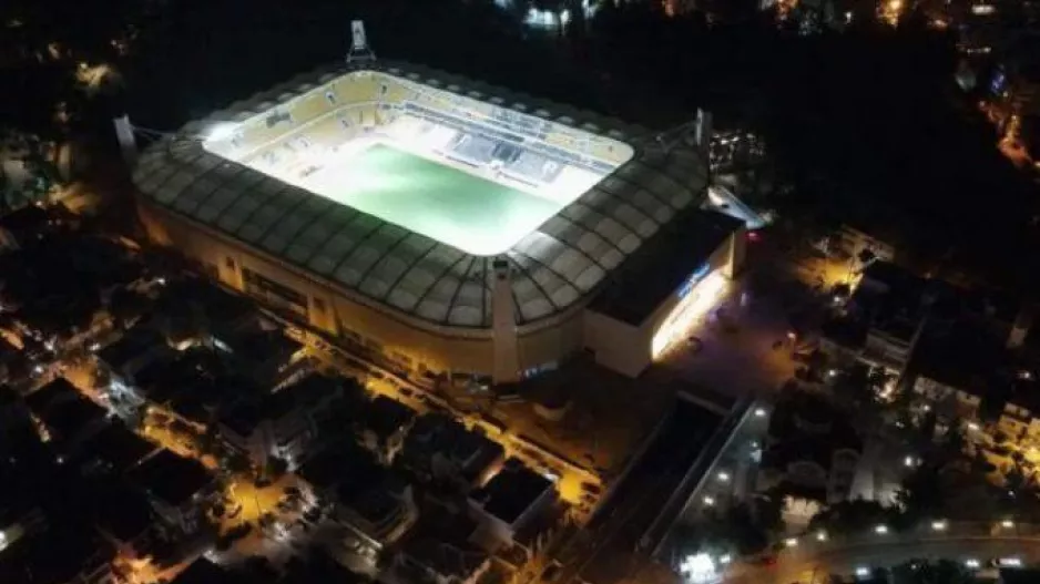 Ιστορική στιγμή στην OPAP Arena: Άναψαν οι δάδες μνήμης (βίντεο)