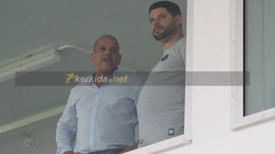 Οι δυο ατζέντηδες που άνοιξαν… δίαυλο επικοινωνίας με τον ΠΟΞ