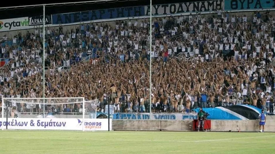 Θύρα 1: "Όλοι ΓΣΠ - Όλοι άσπρα - Όλοι φωνή"