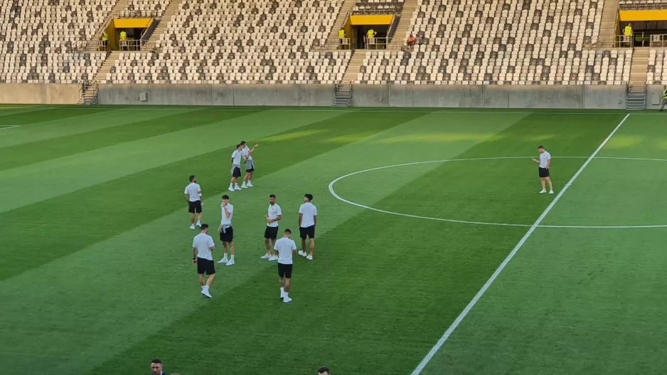 "Πάτησε" γρασίδι η ΑΕΚ (φώτος)