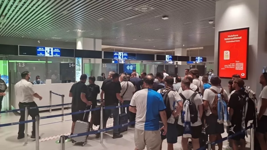 Απόλλων/Άφιξη στην Αθήνα