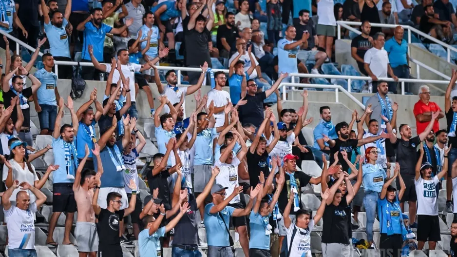 "Θα είμαστε εκεί και θα είμαστε χιλιάδες"