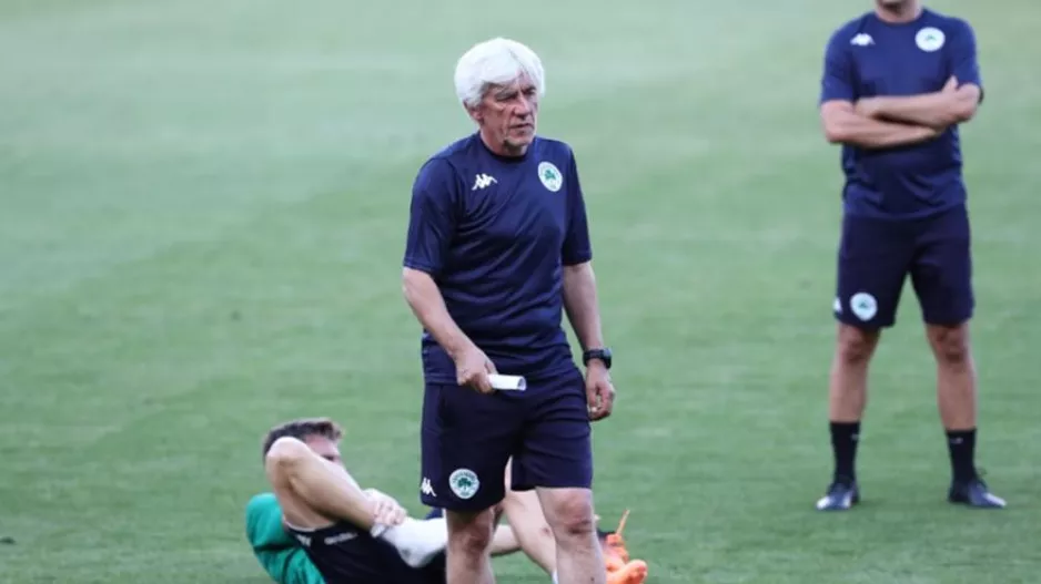 Νικολογιάννης: «Πιο πιθανό το 4-3-3 - Έχει μελετήσει πολύ τον Παναθηναϊκό η Σλάβια»
