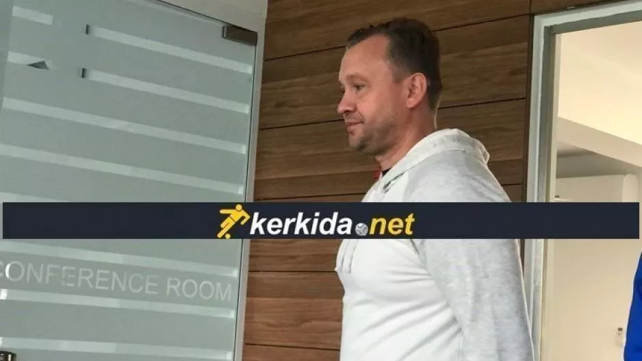 Τιτίβισμα... για Λομάκιν