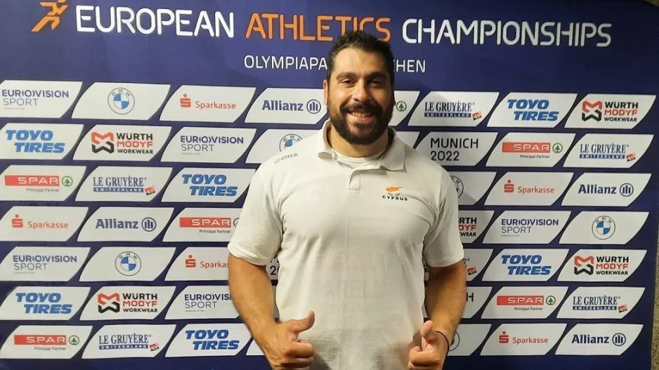 Aκάθεκτος ο Παρέλλης, πήγε τελικό!