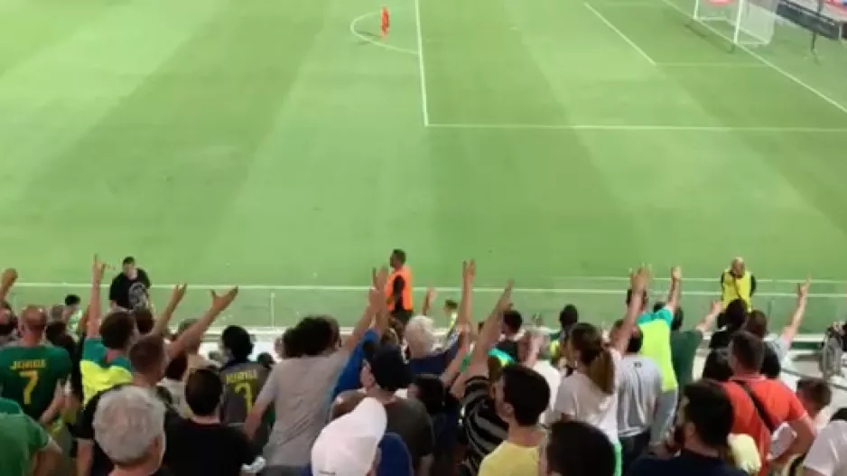 ΒΙΝΤΕΟ/Ανατροπή με “Μίλι”- Τρελάθηκαν οι ΑΕΚτζήδες