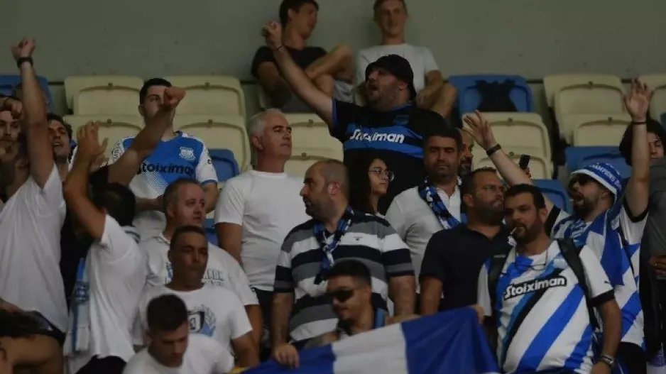 Ανάρτηση Απόλλων: "Υπόκλιση στους ΜΑΓΚΕΣ οπαδούς μας"! (Φώτος)